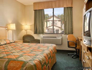 Knights Inn - Jfk Airport Nueva York Habitación foto